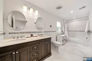 77 Oakdene Ave, Teaneck Township, NJ 07666 - Photo 20