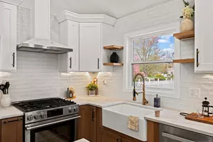 22-35 Radburn Rd, Fair Lawn, NJ 07410 - Photo 10