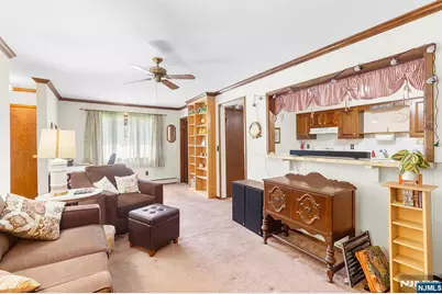 114 Van Dam Avenue, Bloomingdale, NJ 07403 - Photo 10