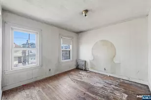 1024 Julia St, Elizabeth, NJ 07201 - Photo 4