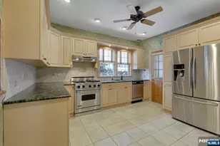 314 Knickerbocker Rd, Tenafly, NJ 07670 - Photo 10
