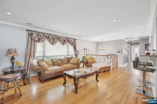 676 Rutgers Pl, Paramus, NJ 07652 - Photo 6
