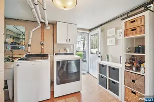 676 Rutgers Pl, Paramus, NJ 07652 - Photo 26