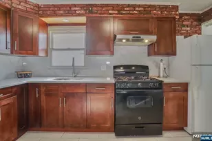27 Joseph St, Moonachie, NJ 07074 - Photo 14