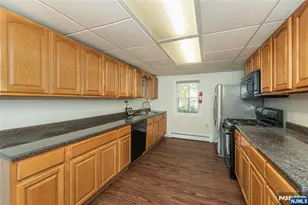 163 Valley St, Belleville, NJ 07109 - Photo 10