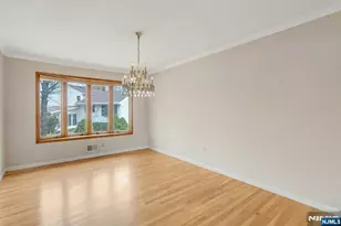 9 Hemlock Dr, Paramus, NJ 07652 - Photo 12