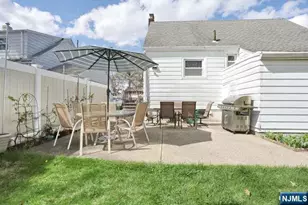 218 Hickory Ave, Bergenfield, NJ 07621 - Photo 34