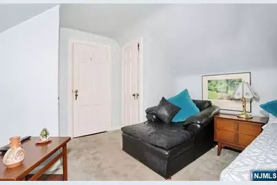 218 Hickory Avenue, Bergenfield, NJ 07621 - Photo 26