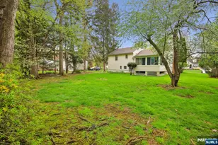 22 Springbrook Rd, Livingston, NJ 07039 - Photo 26