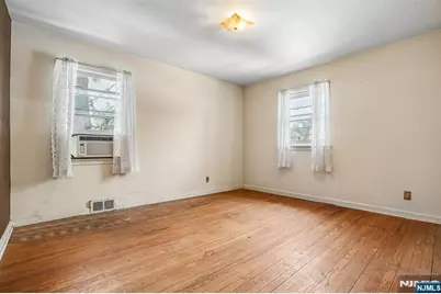 22 Springbrook Road, Livingston, NJ 07039 - Photo 16