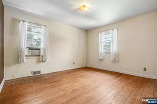 22 Springbrook Rd, Livingston, NJ 07039 - Photo 16