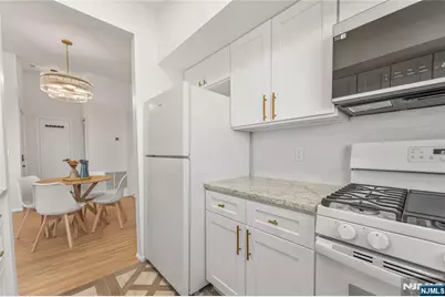 114 Pennington Avenue 20 #20, Passaic, NJ 07055 - Photo 1