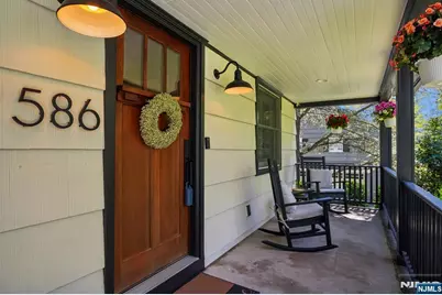 586 Sparrowbush Road, Wyckoff Township, NJ 07481 - Photo 6