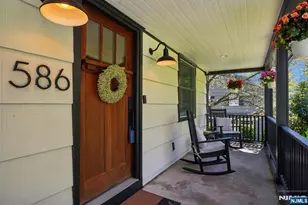 586 Sparrowbush Rd, Wyckoff Township, NJ 07481 - Photo 6