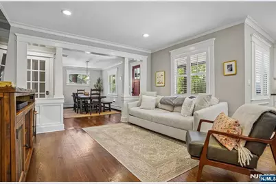 586 Sparrowbush Road, Wyckoff Township, NJ 07481 - Photo 20