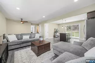 35 Zinnia Dr, Vernon, NJ 07418 - Photo 8