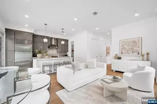 11 Gabriel Ct 11, Paramus, NJ 07652 - Photo 6