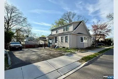 80 Roosevelt Avenue, Bergenfield, NJ 07621 - Photo 22