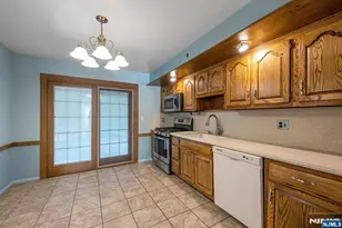 109 Dogwood Ct, Westwood, NJ 07675 - Photo 6