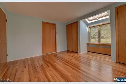 1006 Black Oak Ridge Road, Wayne, NJ 07470 - Photo 10