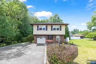 623 Hillsdale Ave, Hillsdale, NJ 07642 - Photo 24