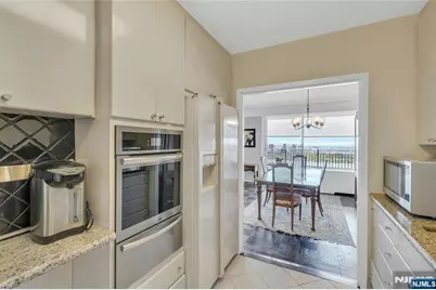 1530 Palisade Avenue 27K #27K, Fort Lee, NJ 07024 - Photo 14