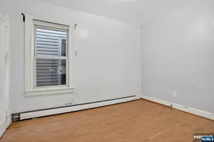 1110 Hampton Pl, Elizabeth, NJ 07201 - Photo 16