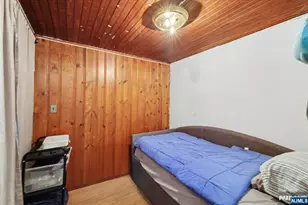 198 Roosevelt Ave, Bergenfield, NJ 07621 - Photo 14