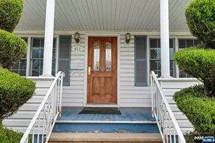 611 5th Ave, Lyndhurst Township, NJ 07071 - Photo 4