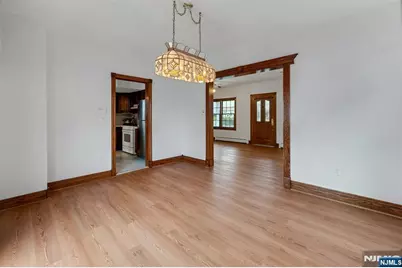611 5th Avenue, Lyndhurst Township, NJ 07071 - Photo 10