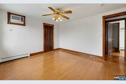 611 5th Avenue, Lyndhurst Township, NJ 07071 - Photo 14