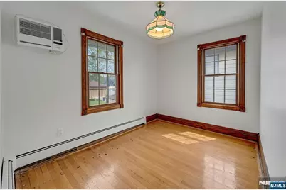 611 5th Avenue, Lyndhurst Township, NJ 07071 - Photo 18