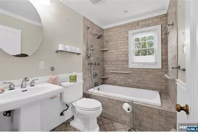 11 Meyer Place, Pequannock Township, NJ 07444 - Photo 18