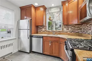 24 N Crest Dr, Cresskill, NJ 07626 - Photo 26