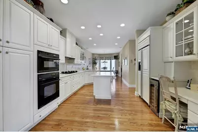 278 Hampshire Ridge 278 #278, Park Ridge, NJ 07656 - Photo 14