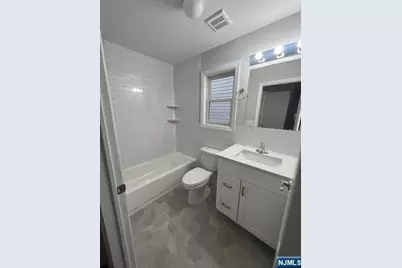 66 Delaware Street, Elizabeth, NJ 07206 - Photo 14