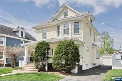 94 May Street, Hawthorne, NJ 07506 - Photo 32