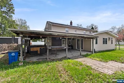334 Pine Street, Pompton Lakes, NJ 07442 - Photo 44