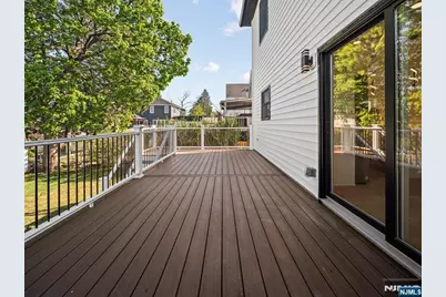 432 Jefferson Street, Carlstadt, NJ 07072 - Photo 12