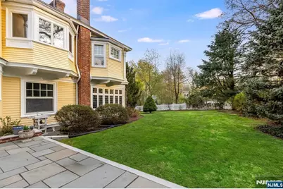 190 Ridgewood Avenue, Glen Ridge, NJ 07028 - Photo 34