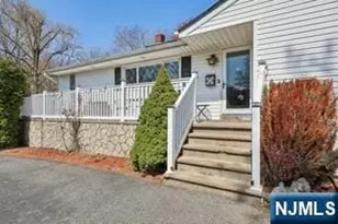 22 John Cir, Norwood, NJ 07648 - Photo 4