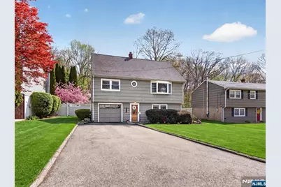22 Wildwood Terrace, Ringwood, NJ 07456 - Photo 2