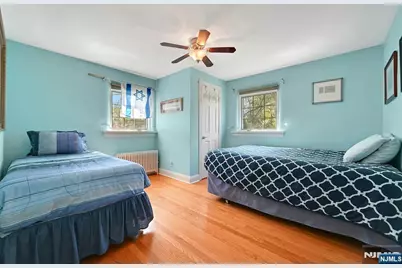 581 Northumberland Road, Teaneck Township, NJ 07666 - Photo 16