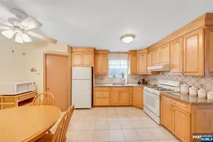 397 Davis Ave, Kearny, NJ 07032 - Photo 14