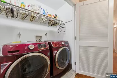 427 Lawton Avenue, Cliffside Park, NJ 07010 - Photo 36