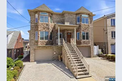 427 Lawton Avenue, Cliffside Park, NJ 07010 - Photo 46