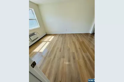 963 19th Street 5 #5, Paterson, NJ 07501 - Photo 6