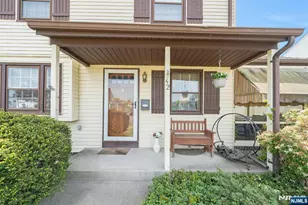 52 Elmwood Dr, Elmwood Park, NJ 07407 - Photo 4