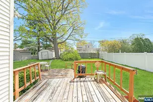 52 Elmwood Dr, Elmwood Park, NJ 07407 - Photo 32