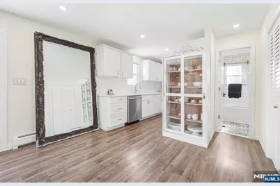 33 Cathy Avenue, Hawthorne, NJ 07506 - Photo 6